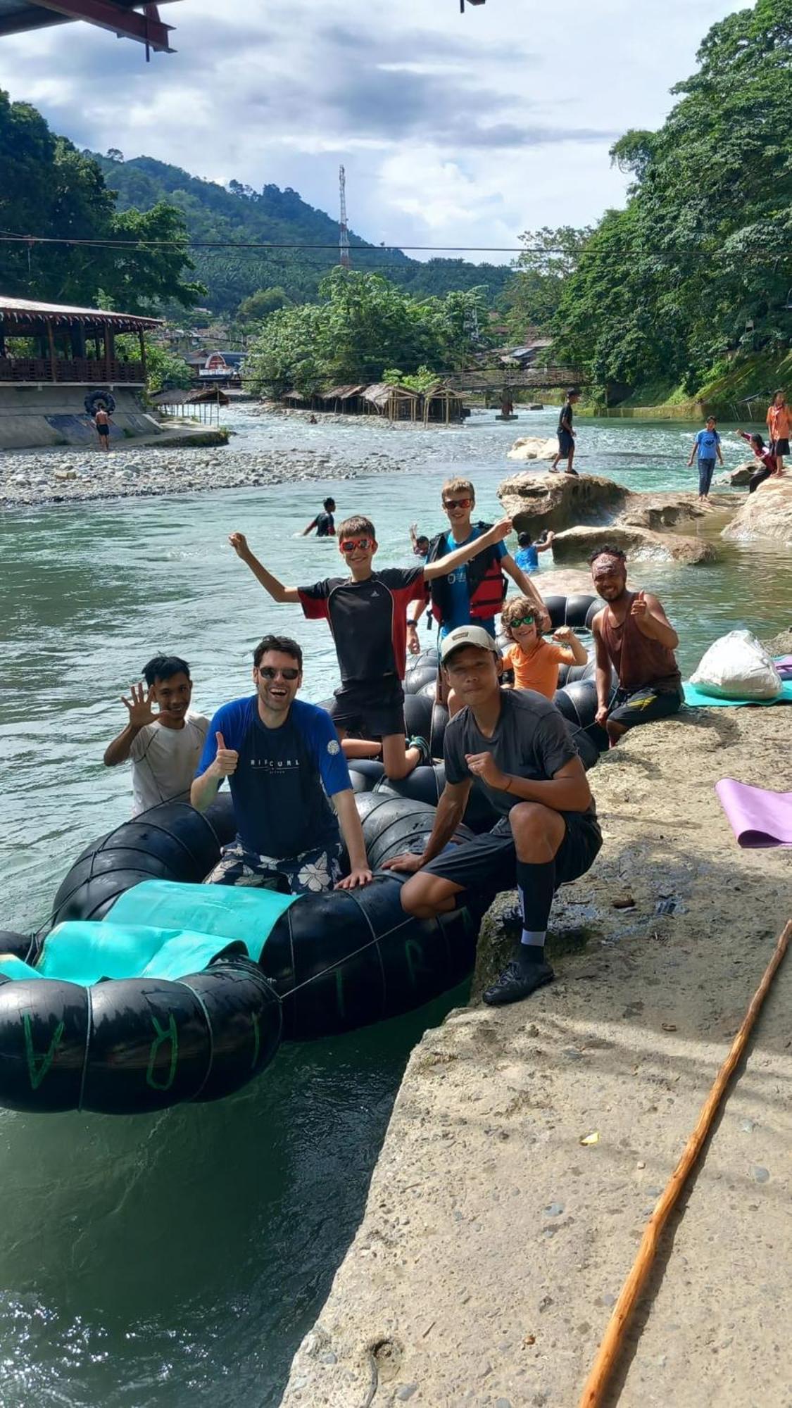 Magpie Homestay & Jungle Trekking Especially For Guest Trekking With Us بوكيت لاوانج المظهر الخارجي الصورة